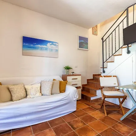 Vakantiehuis Accanto Al Mare By Interhome Badesi