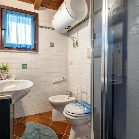 Accanto Al Mare By Interhome Vakantiehuis Badesi