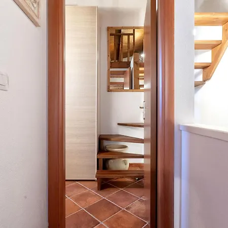 Accanto Al Mare By Interhome